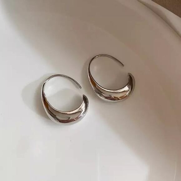 NEW 925 STERLING SILVER HOOP EARRINGS, NICE EARRINGS, CUTE EARRINGS - Picture 3 of 4